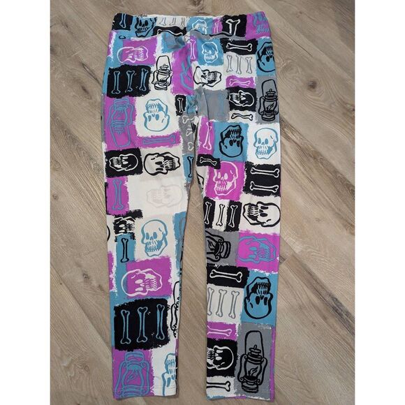 TC2 LuLaRoe Skull & Bones Halloween Leggings - Picture 2 of 7